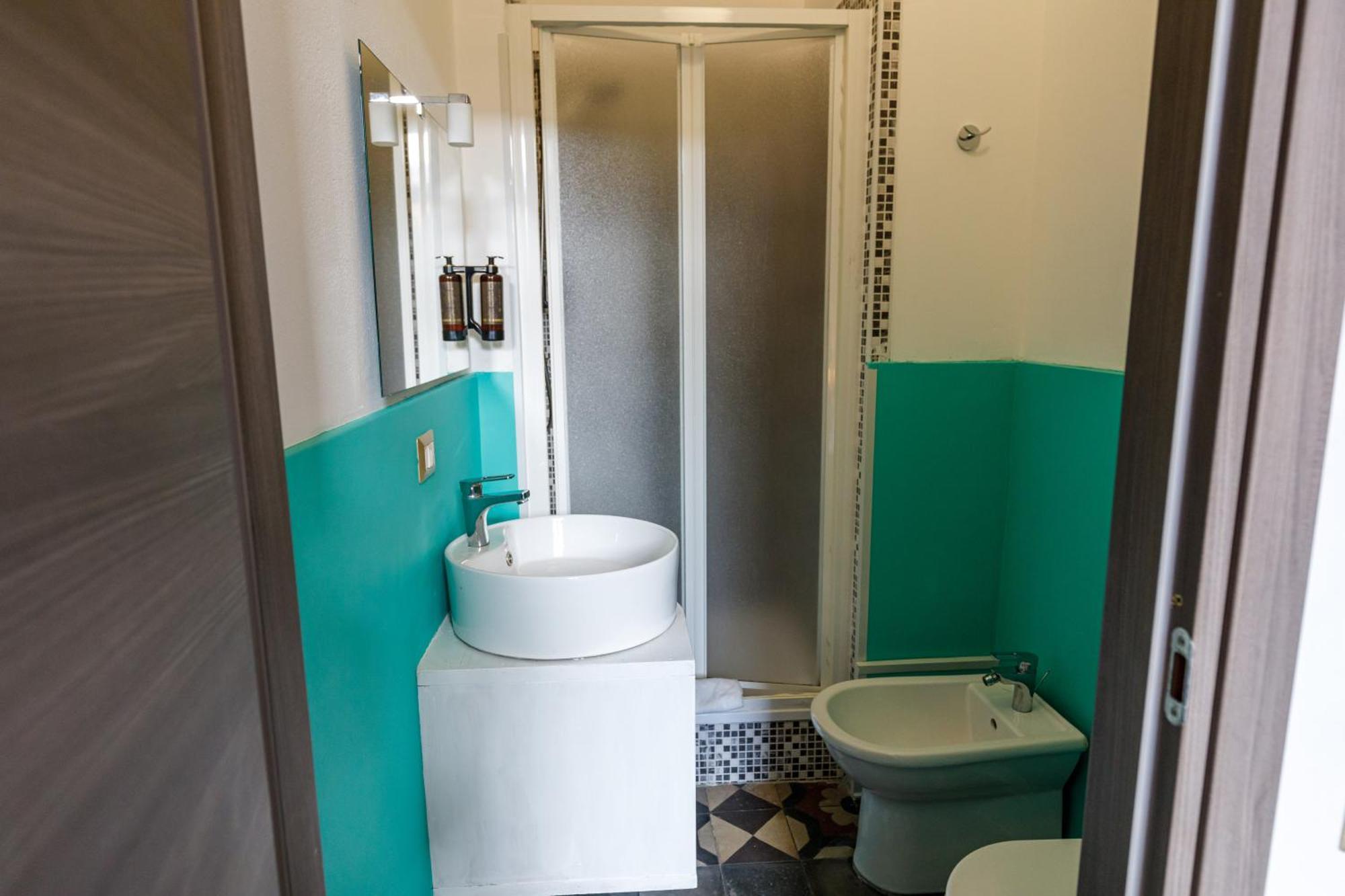 Onlyrooms III - Recommended For Under 30S Cagliari Cameră foto