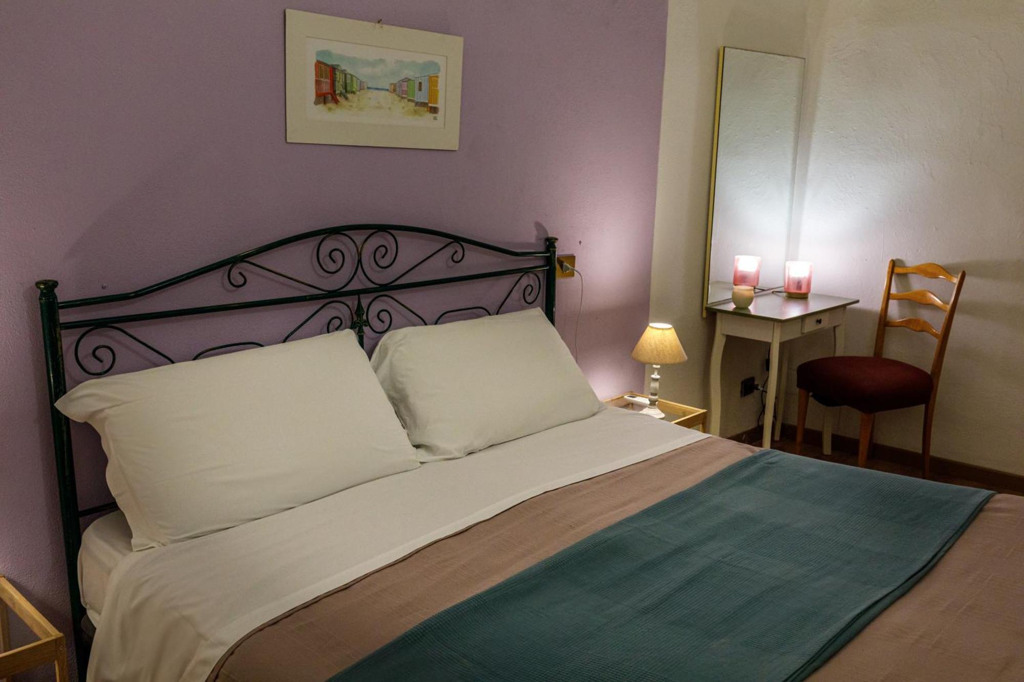 Onlyrooms III - Recommended For Under 30S Cagliari Cameră foto