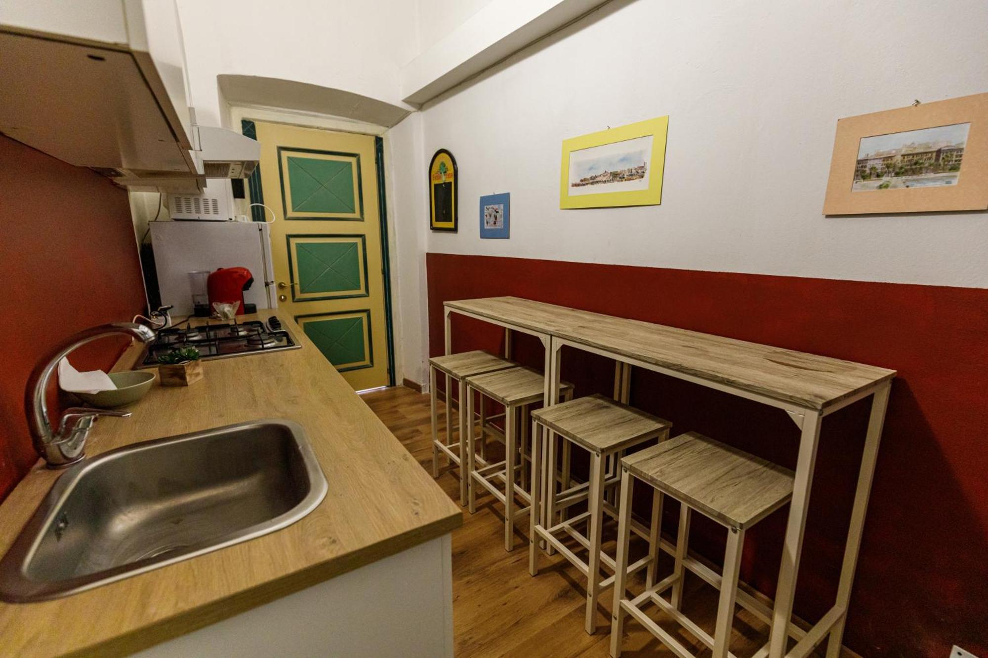 Onlyrooms III - Recommended For Under 30S Cagliari Cameră foto