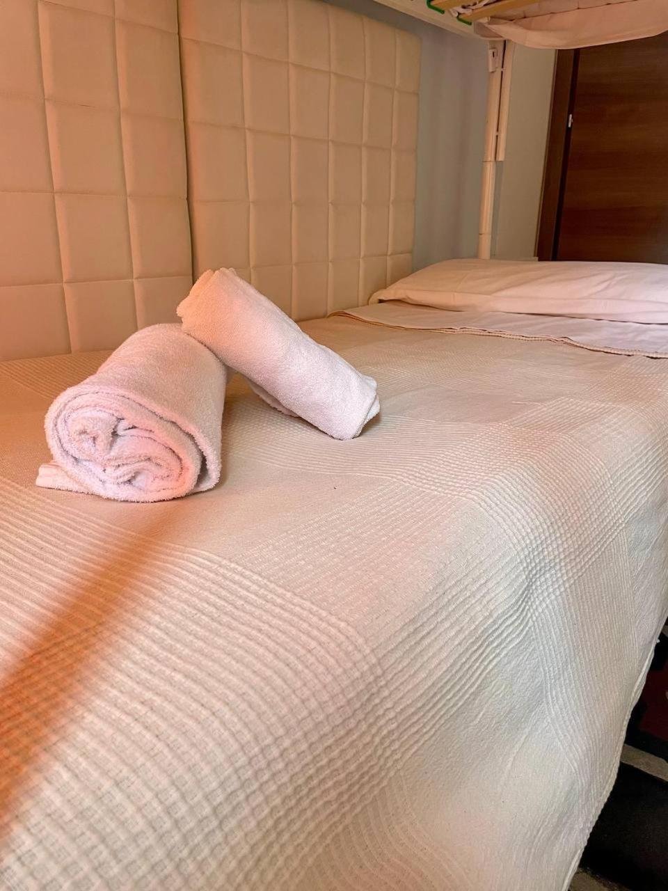Onlyrooms III - Recommended For Under 30S Cagliari Cameră foto